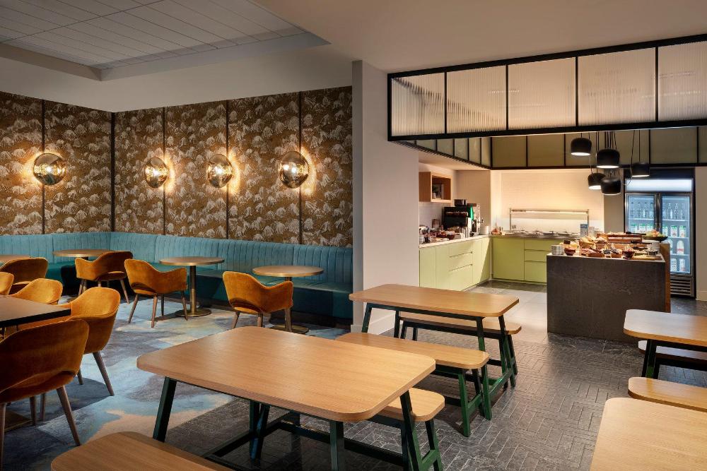 staybridge suites london heathrow bath road an ihg hotel