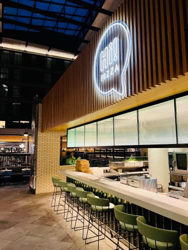 staybridge suites london heathrow bath road an ihg hotel