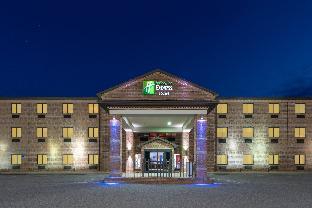 holiday inn express hotel and suites elkins by ihg