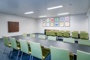 holiday inn express hotel and suites elkins by ihg