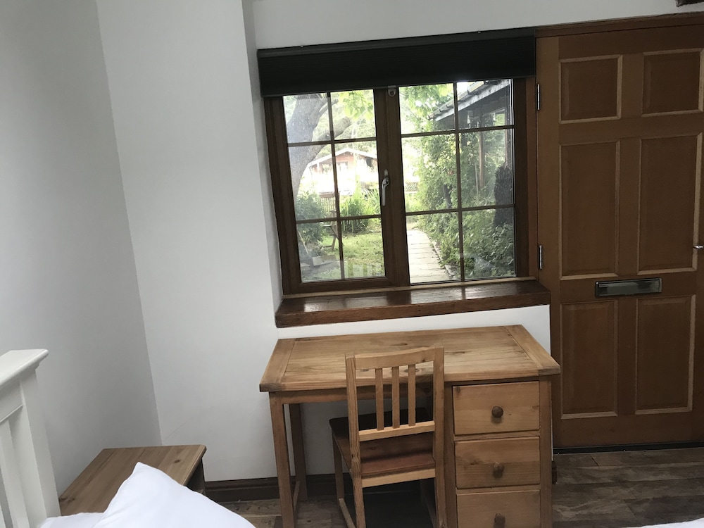 bridge farm guesthouse