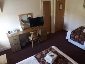 ferns farm hotel and palms leisure club