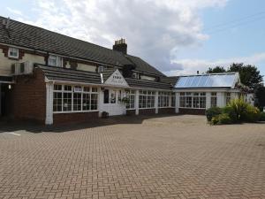 ferns farm hotel and palms leisure club