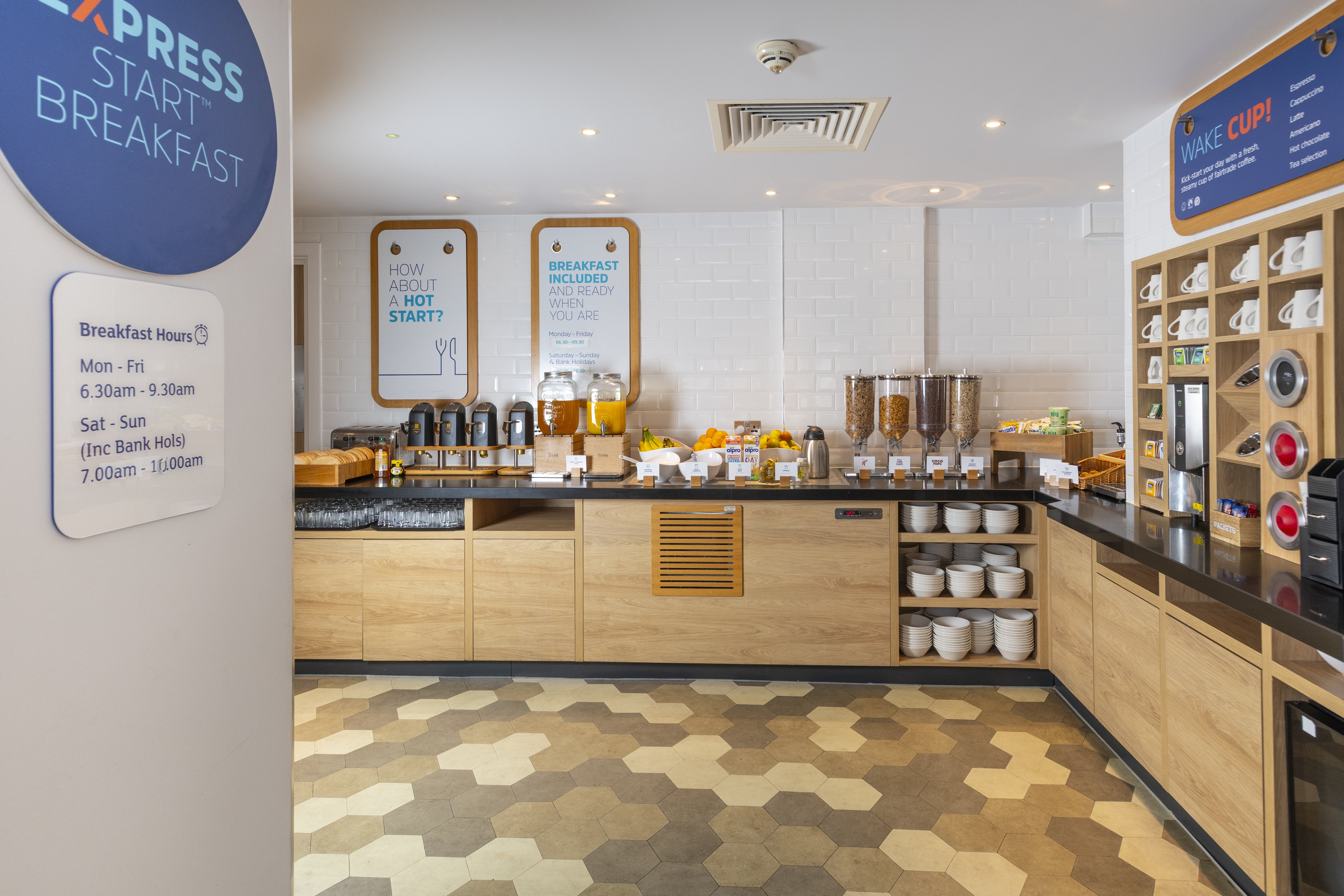 holiday inn express exeter city centre an ihg hotel