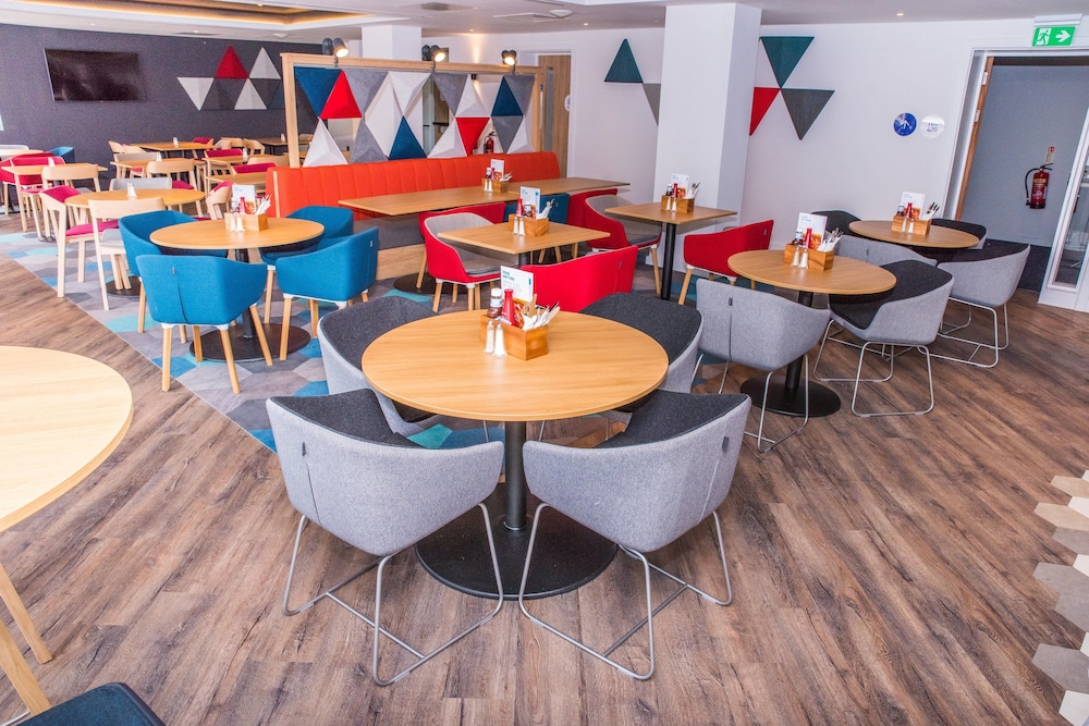 holiday inn express exeter city centre an ihg hotel