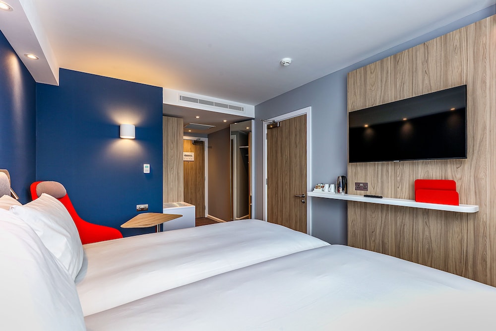holiday inn express exeter city centre an ihg hotel