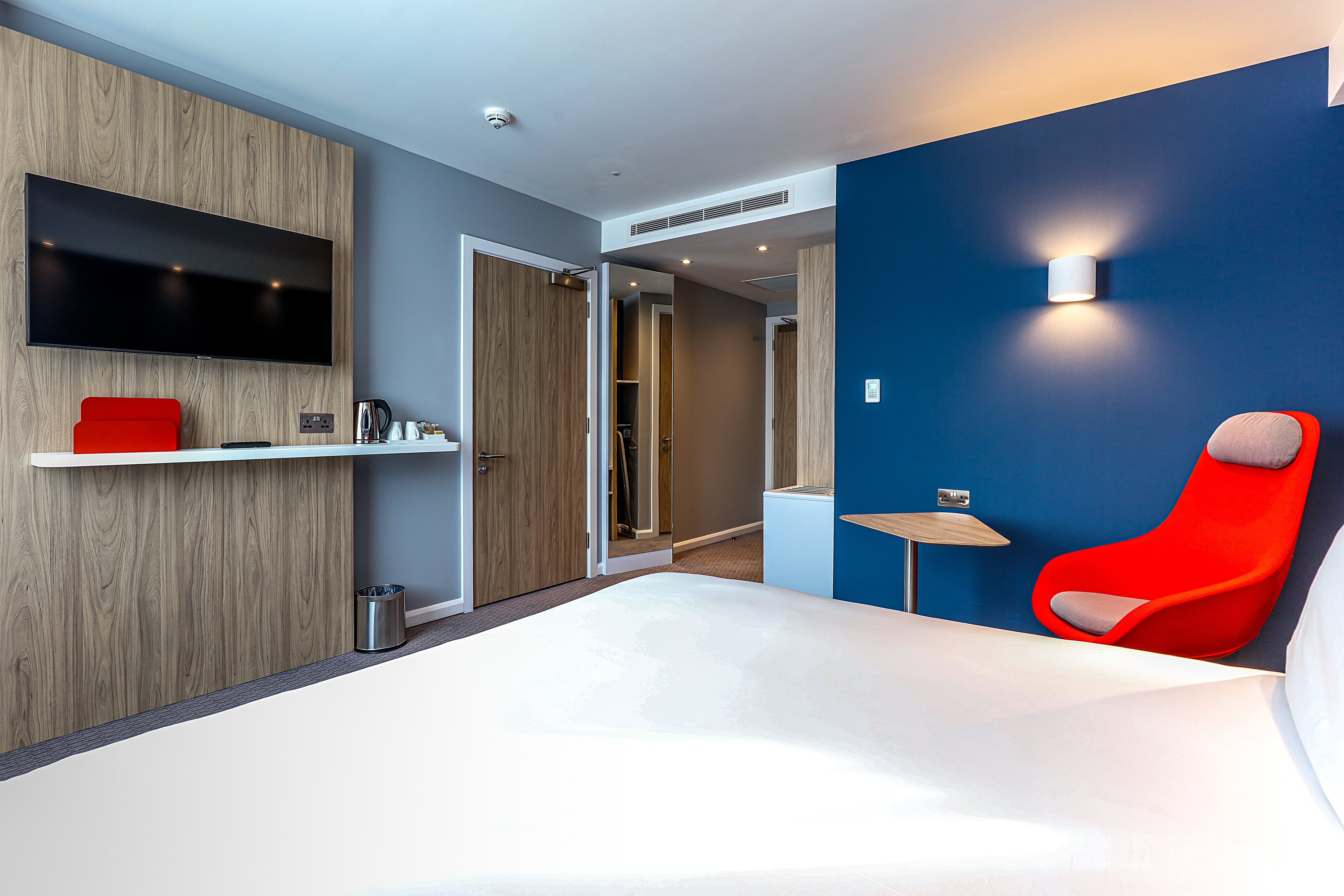 holiday inn express exeter city centre an ihg hotel