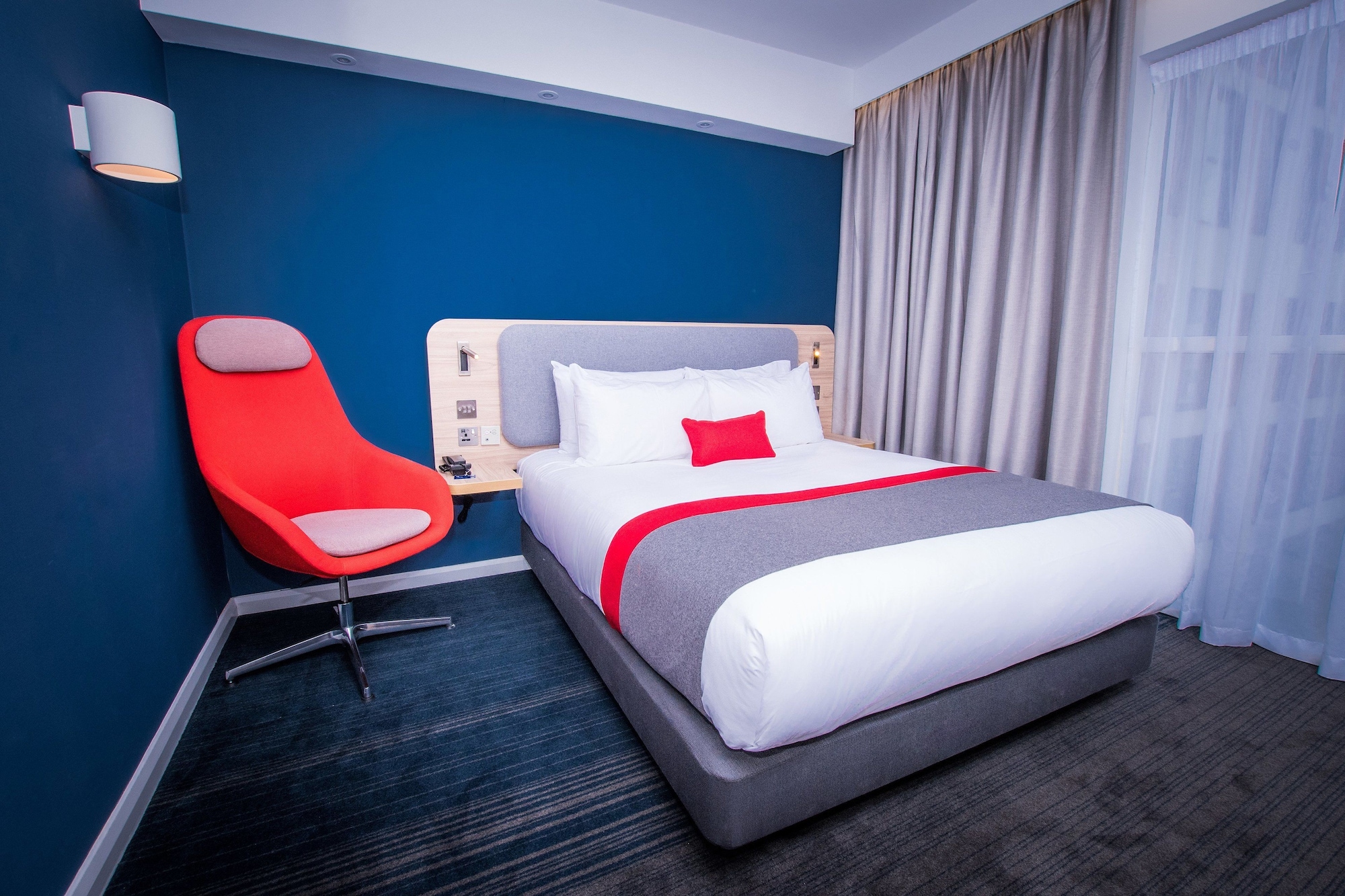 holiday inn express exeter city centre an ihg hotel