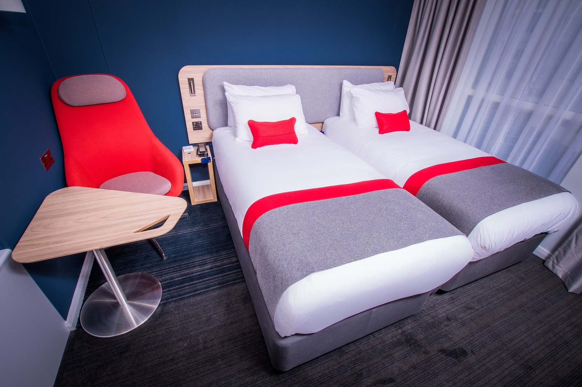 holiday inn express exeter city centre an ihg hotel