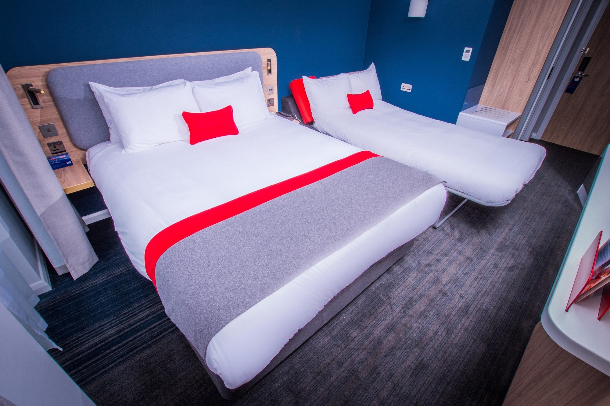 holiday inn express exeter city centre an ihg hotel