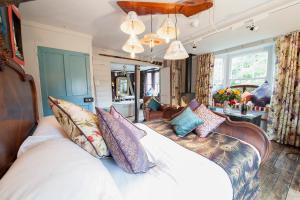 the woolpack inn warehorne