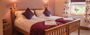 the little crown inn