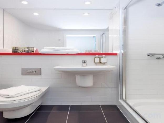 hub by premier inn edinburgh haymarket