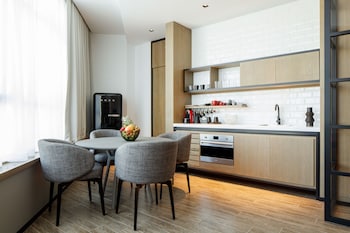 zabeel house by jumeirah the greens