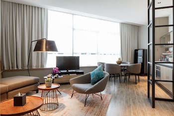 zabeel house by jumeirah the greens