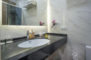 boomerang boutique hotel