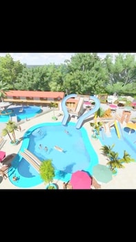 summer splash resort