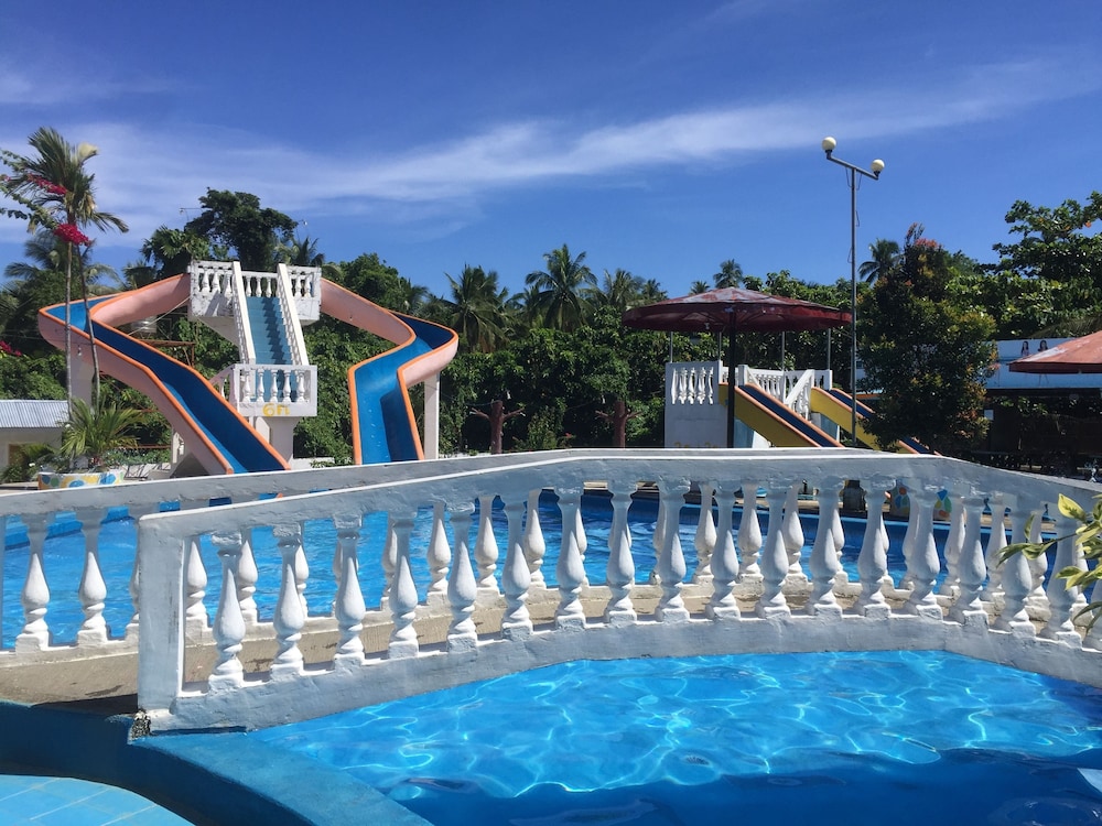 summer splash resort