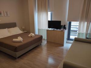 tins hotel city