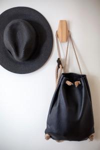 the frogs guesthouse