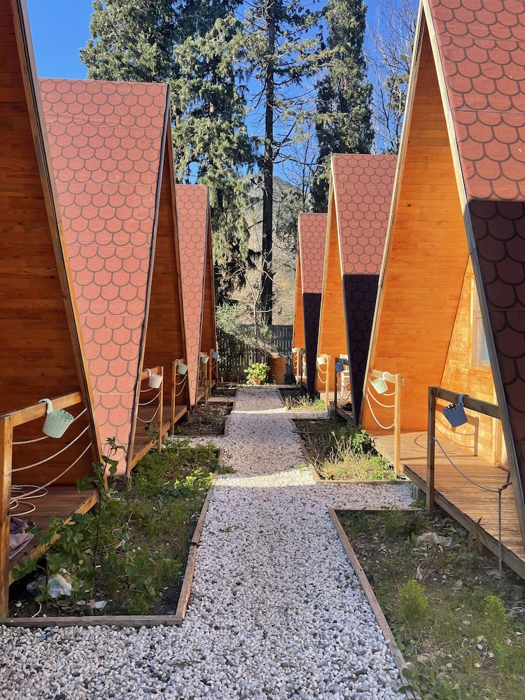 gemicihan bungalov and pansiyon