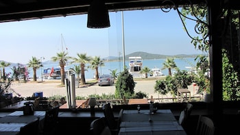 aliye hanim hotel
