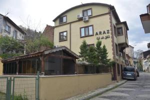 araz apart