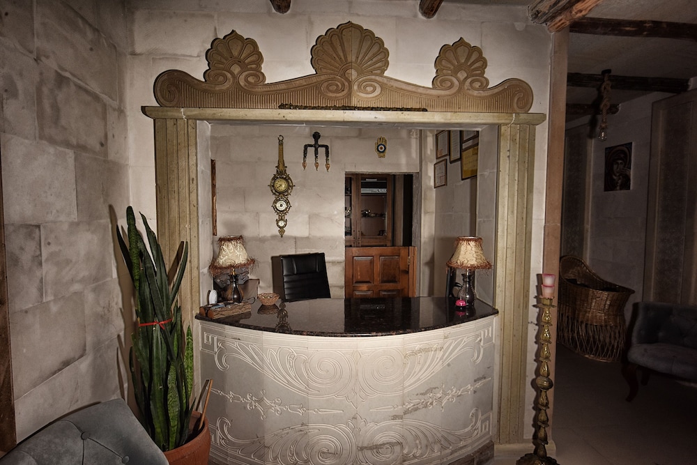 el nazar stone suite