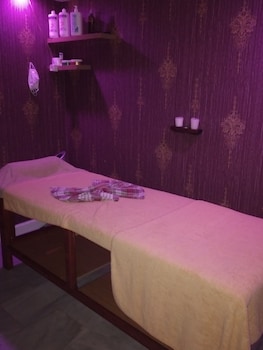 crystall hotel