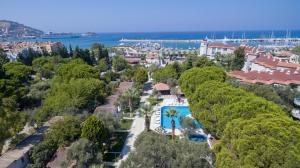 risus garden marina hotel
