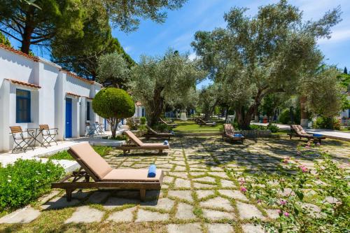 risus garden marina hotel