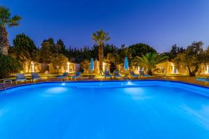 risus garden marina hotel