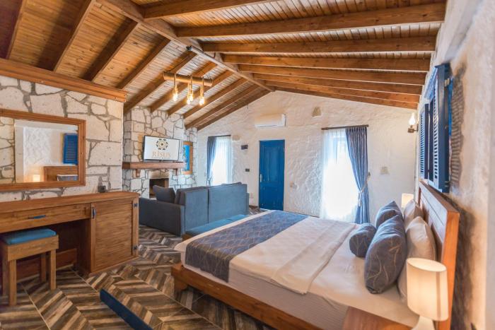 risus garden marina hotel