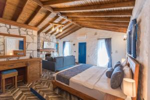 risus garden marina hotel
