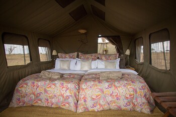 pumzika luxury safari camp east africa camps