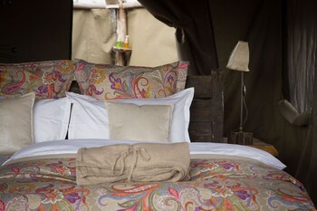 pumzika luxury safari camp east africa camps