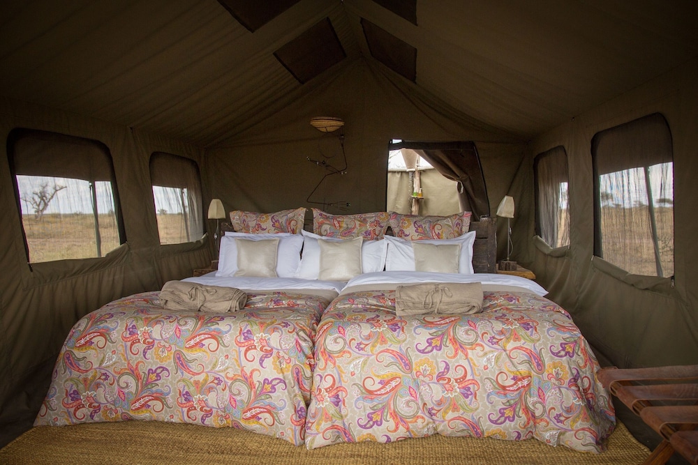 pumzika luxury safari camp east africa camps