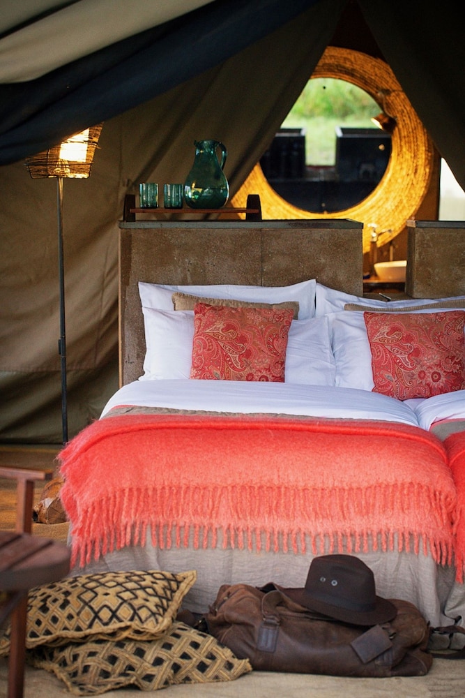 pumzika luxury safari camp east africa camps