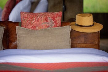 pumzika luxury safari camp east africa camps
