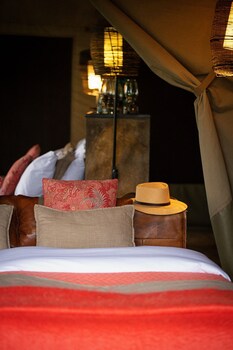 pumzika luxury safari camp east africa camps