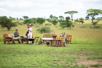 pumzika luxury safari camp east africa camps