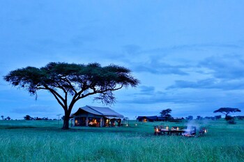 pumzika luxury safari camp east africa camps