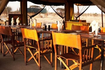 pumzika luxury safari camp east africa camps
