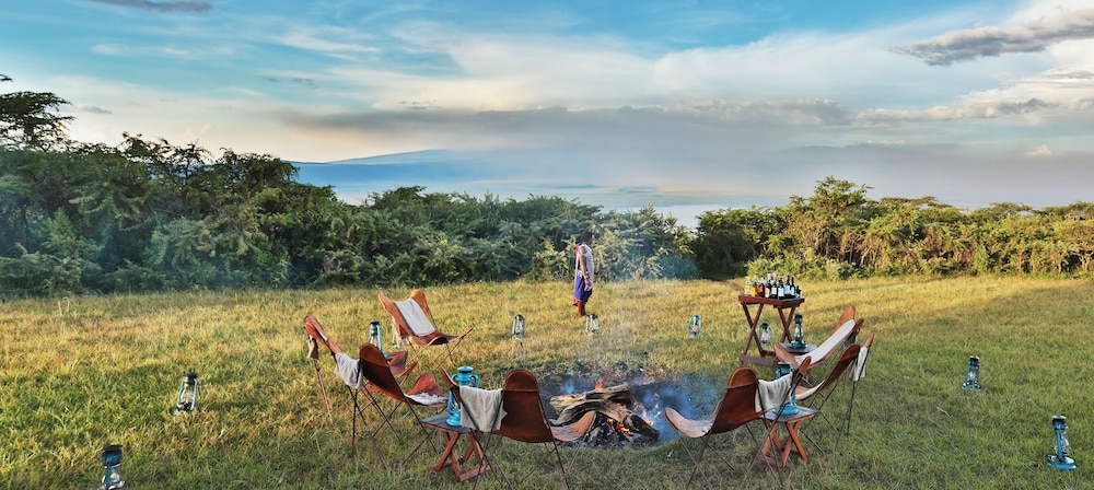 pakulala safari camp east africa camps