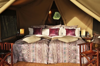 pakulala safari camp east africa camps