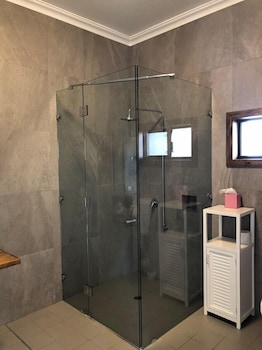 fairway manor accommodation