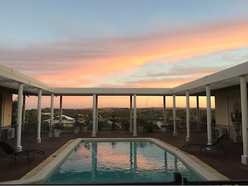 fairway manor accommodation