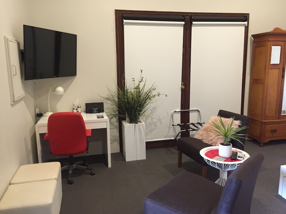 fairway manor accommodation