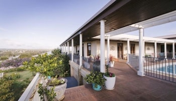 fairway manor accommodation