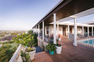 fairway manor accommodation